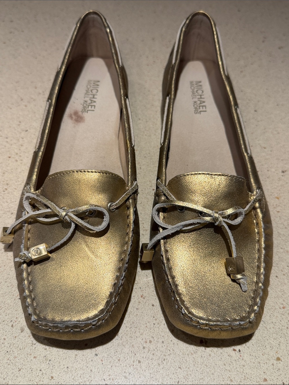 MICHAEL Michael Kors Metallic Gold Leather Moccasin Flats with Bow Size 9.5 USA